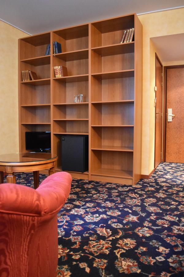 Le Pole Europeen Hotel 4*